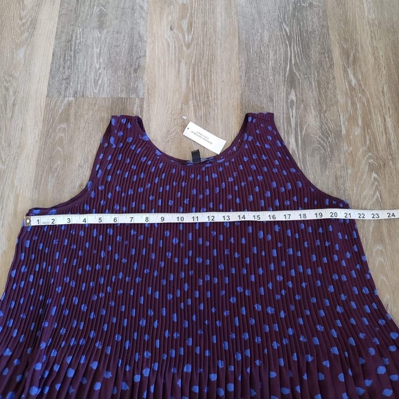 Banana Republic Top - Picture 8 of 10